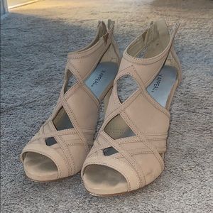 Tan heels
